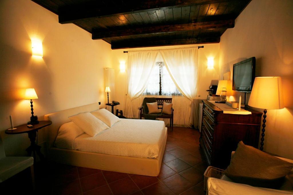 La Maragliana Aparthotel Castel Rocchero Camera foto