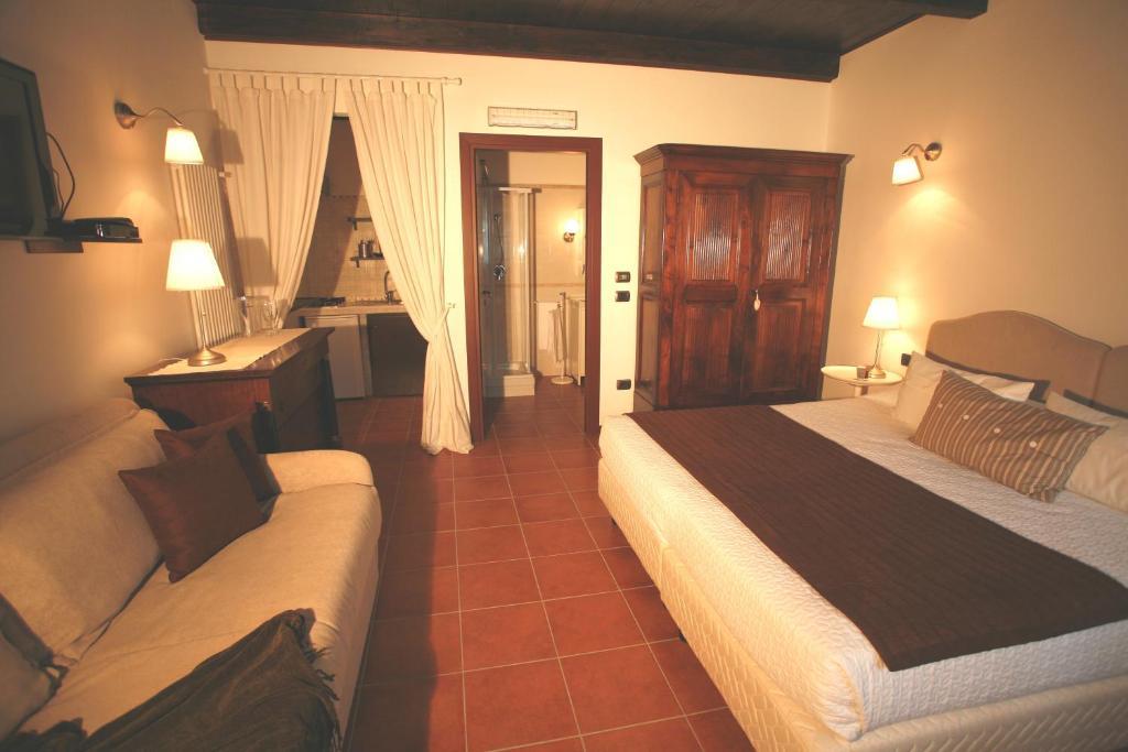La Maragliana Aparthotel Castel Rocchero Camera foto