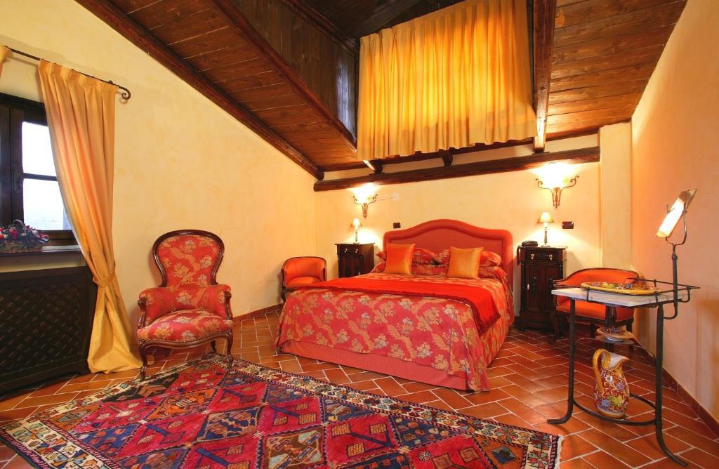 La Maragliana Aparthotel Castel Rocchero Camera foto