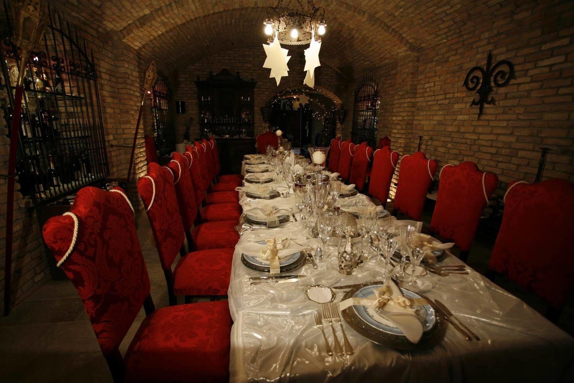 La Maragliana Aparthotel Castel Rocchero Esterno foto